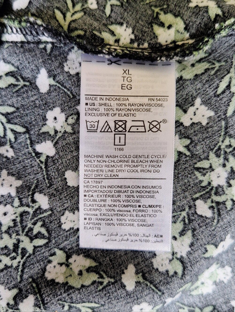 Old Navy XL Black Ditsy Floral Cami Dress Flowy Mini Sundress - Picture 3 of 3